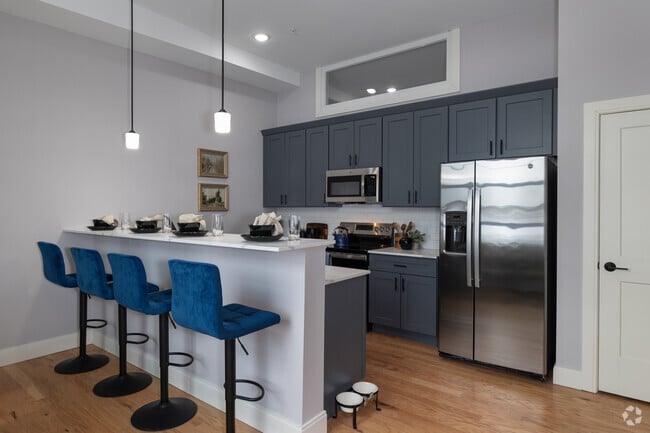 3BR, 1BA - 1,135SF - Kitchen - The Lofts at 93 North