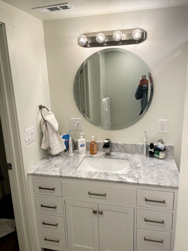 Foto del edificio - 1221 N 100 E