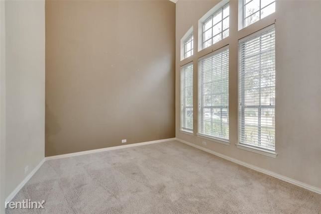 Building Photo - 5 br, 3 bath House - 4314 R Meadowcove Drive