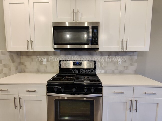 Foto del edificio - 8817 Grandview Dr