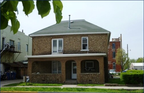 Primary Photo - 21 N Main St