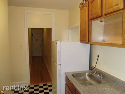 Building Photo - 329 E 108th St