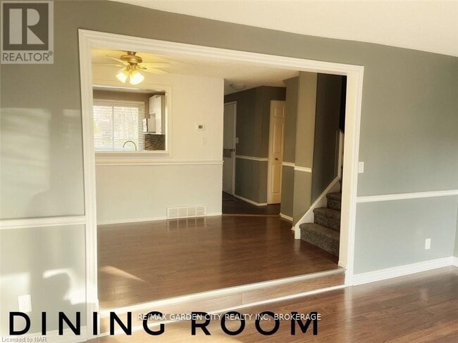 Photo du bâtiment - 50 Lakeshore Rd