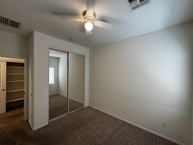 Building Photo - 5308 W Glass Ln