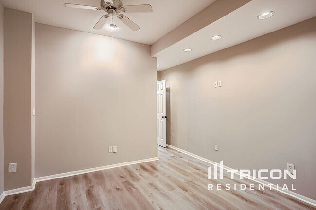 Foto del edificio - 1593 Great Shoals Cir SE