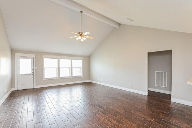 Building Photo - 11811 Lois Ln Dr