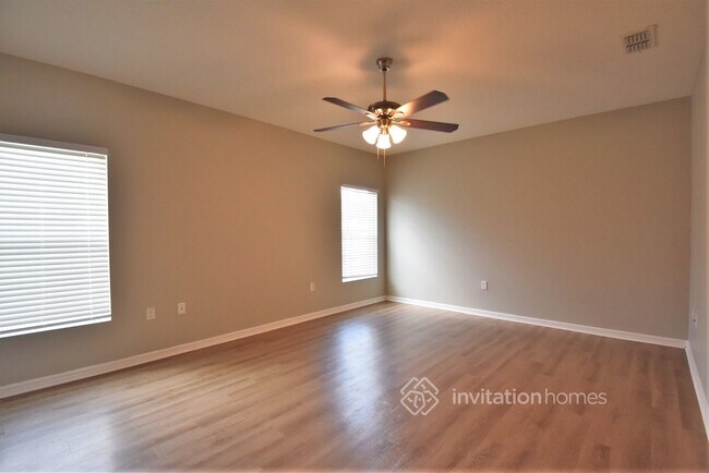 Building Photo - 3131 Queen Alexandria Dr