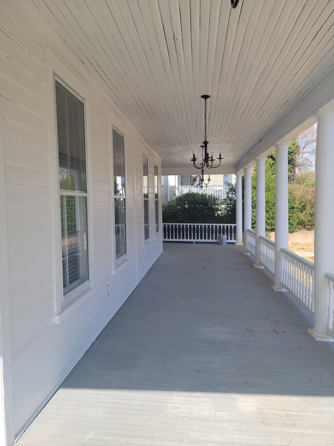 Photo - 613 Washington St House