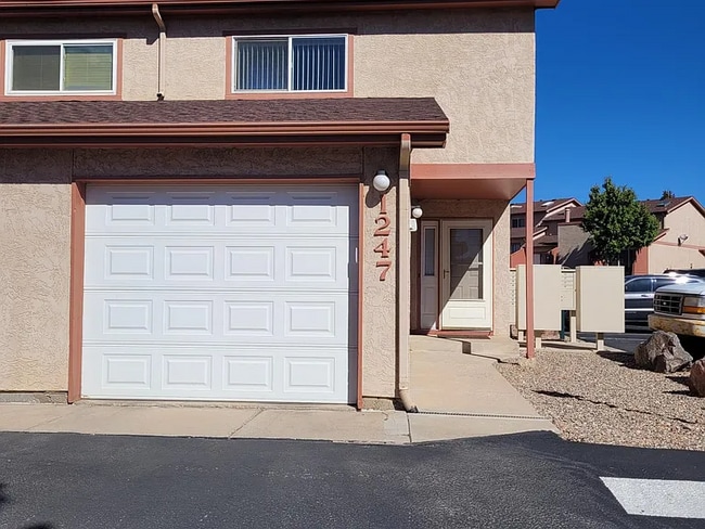 Photo - 1247 Holland Park Blvd Townhome