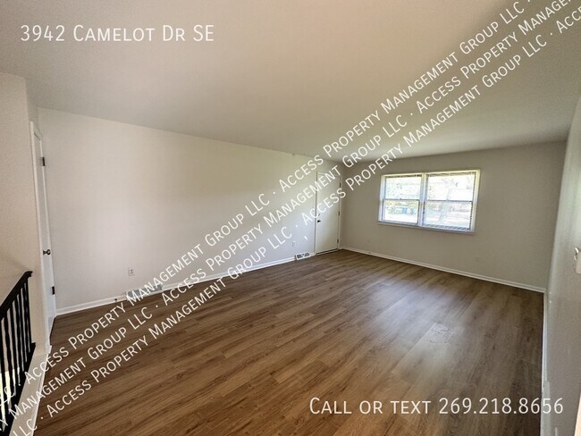 Foto del edificio - 3942 Camelot Dr SE