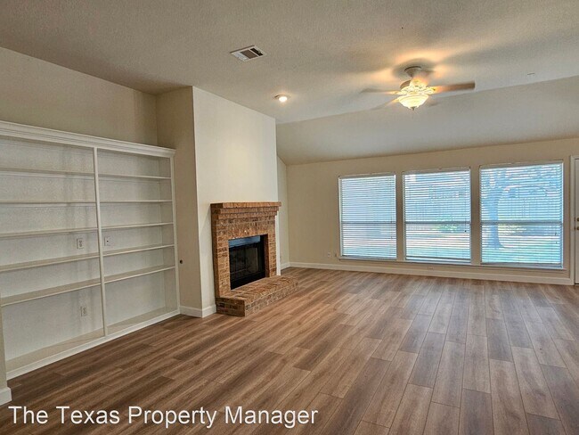Building Photo - 3 br, 2 bath House - 717 Ridge View Dr