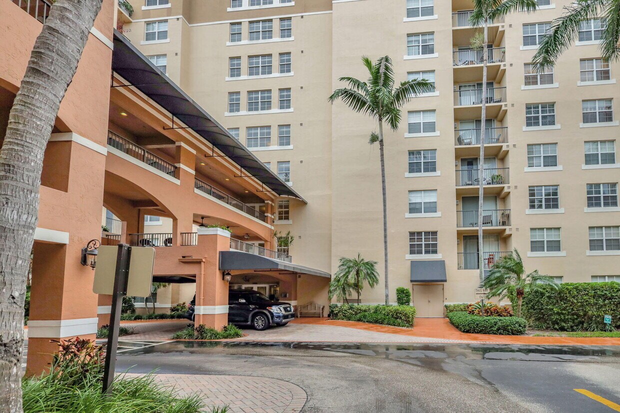 Primary Photo - 1801 N Flagler Dr