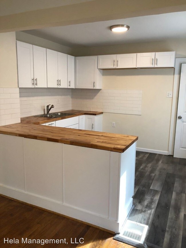 Building Photo - 3 br, 1.5 bath House - 262 Marlborough