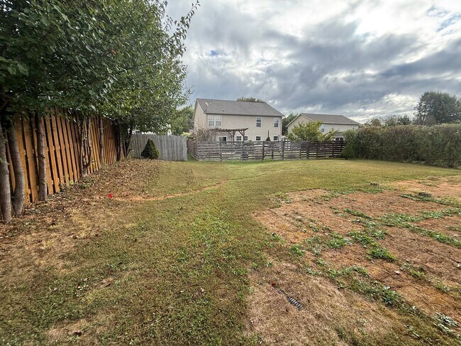 Building Photo - Beautiful 3-Bedroom Home for Rent in Bloom...