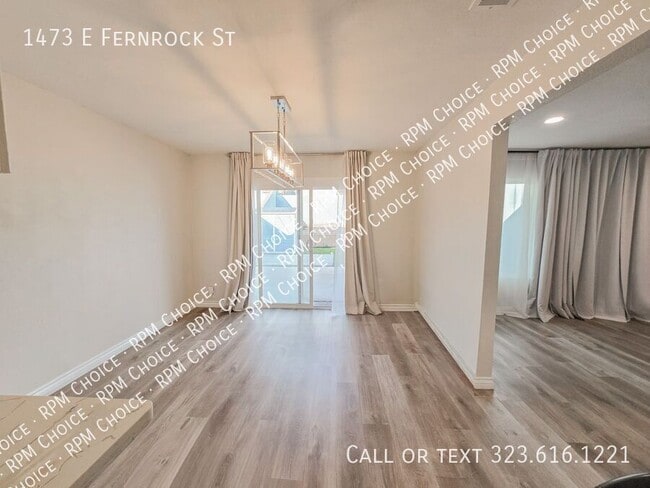 Foto del edificio - 1473 E Fernrock St