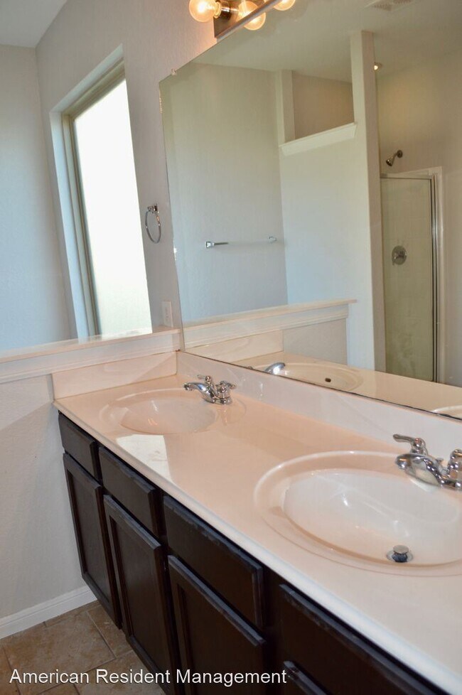 Building Photo - 3 br, 2 bath House - 5806 Cielo Ranch