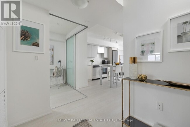 Building Photo - 30 Gibbs Rd