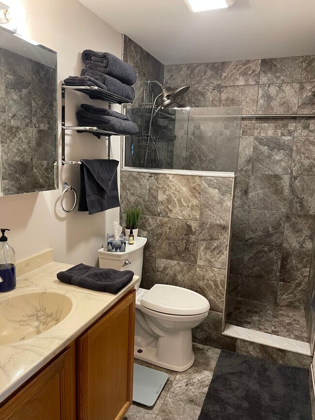 Foto del edificio - 322 Hathaway St