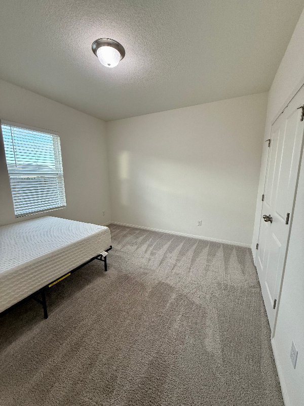 Foto del edificio - 107 Waterbuck Lp