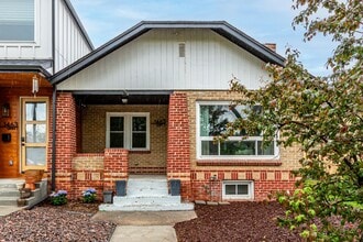 Building Photo - 1463 Dahlia St