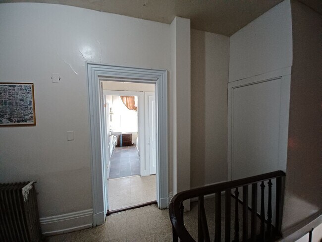 Building Photo - Mult-Family Apartment Building
