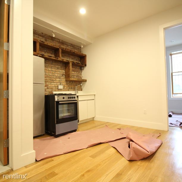 Primary Photo - 33 Lexington Ave