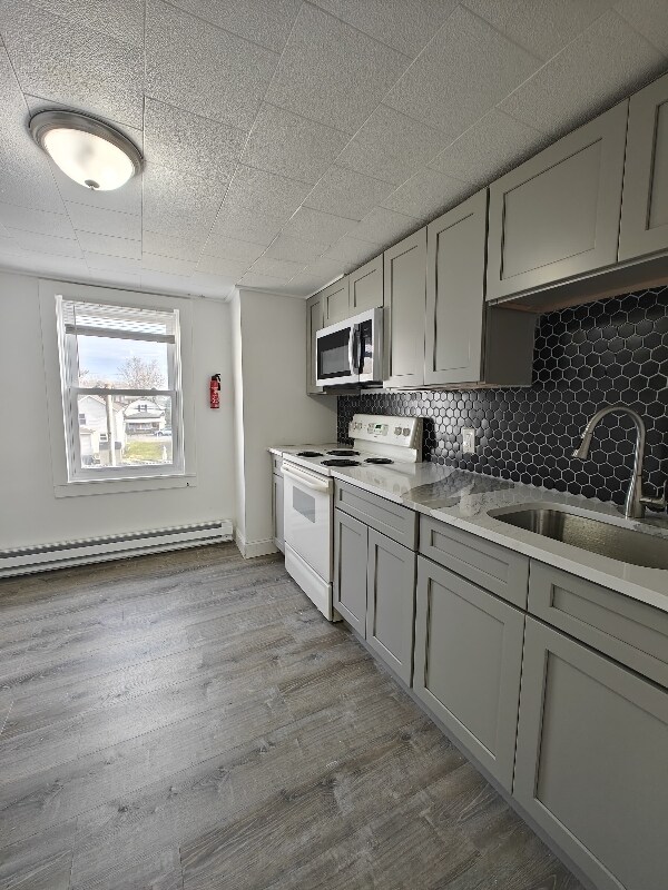 Foto del edificio - 197 Roosevelt St