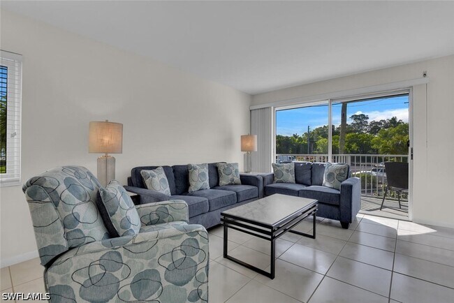 Foto del edificio - 1300 Gulf Shore Blvd N