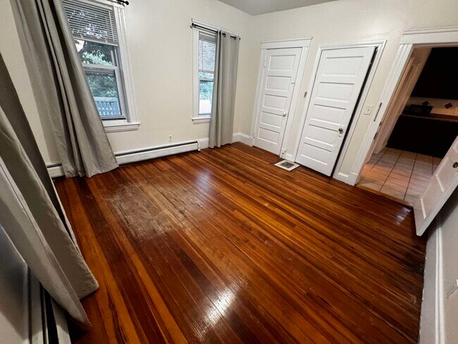 Foto del edificio - 26 Holworthy Pl