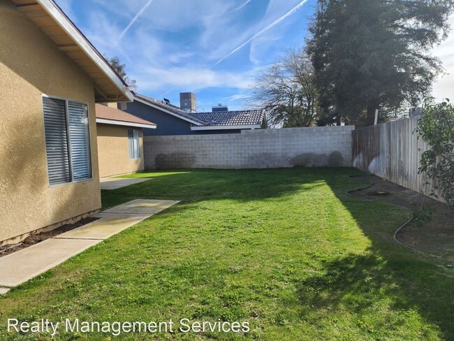 Building Photo - 3 br, 2 bath House - 3809 Abbott Dr.