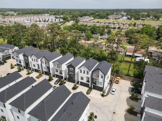 Building Photo - 3704 Creekmont Grn Ln