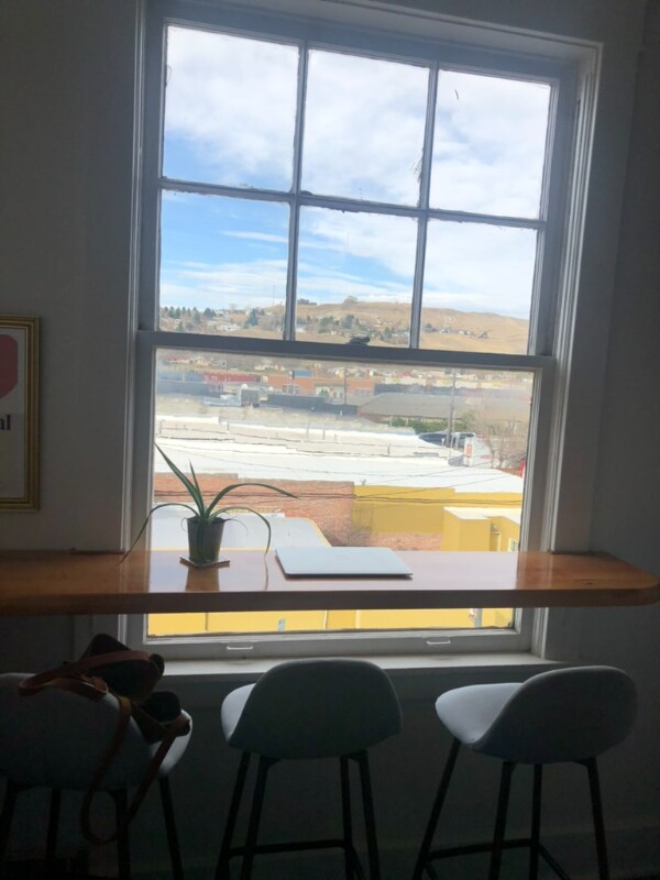 Foto del edificio - 204 E Callender St