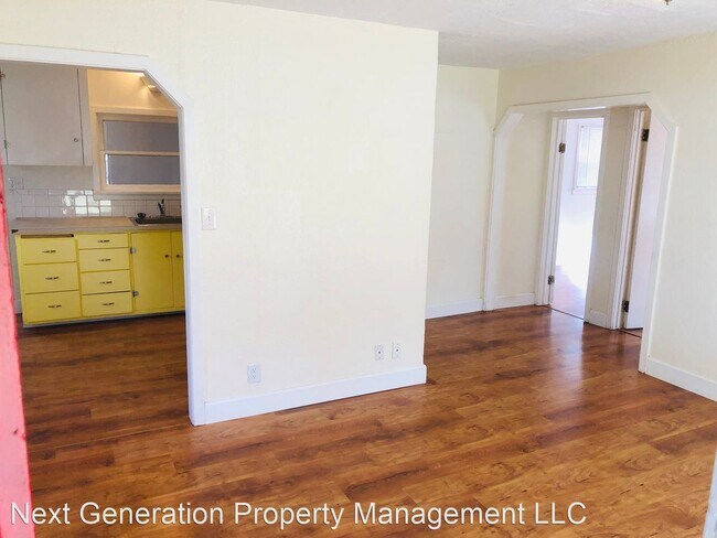 Building Photo - 3 br, 1 bath House - 2955 River Rd.