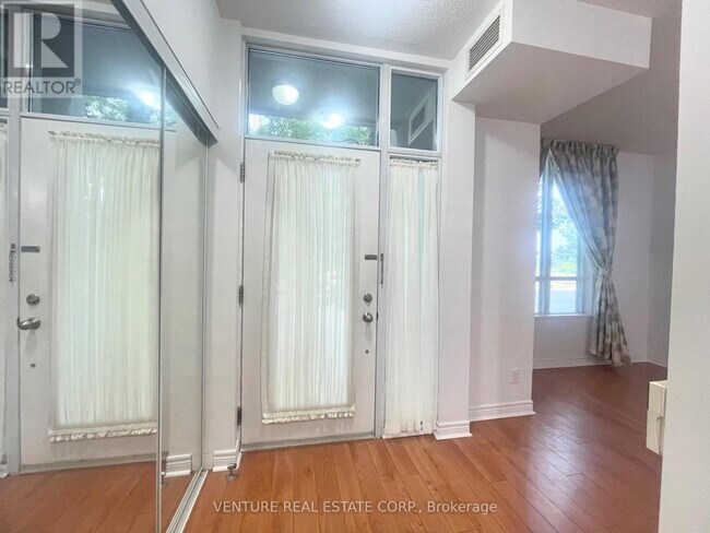 Building Photo - 83-TH83 Borough Dr