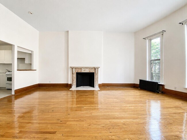 Foto del edificio - 302 W 107th St
