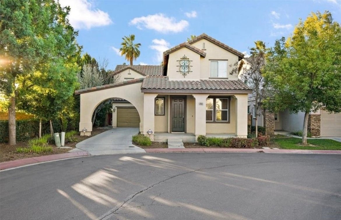 Foto principal - 4591 Sandano St