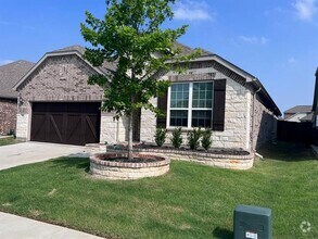 Building Photo - 5313 Amphora Ave