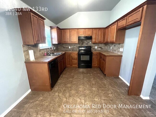 Foto del edificio - 12040 NW 133rd-