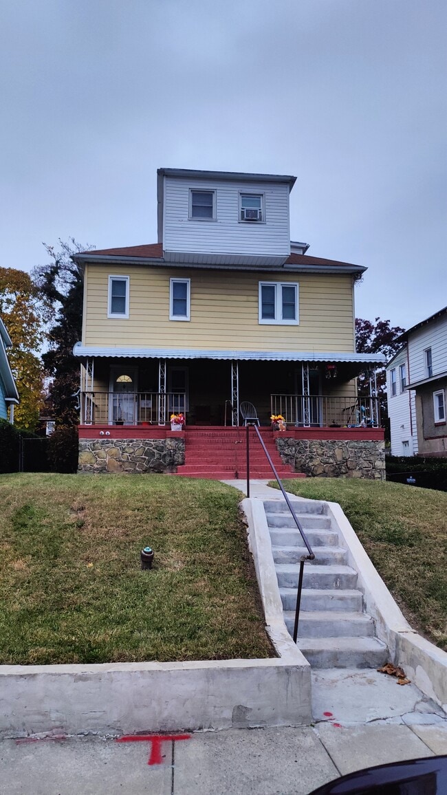 Building Photo - 3404 Alto Rd