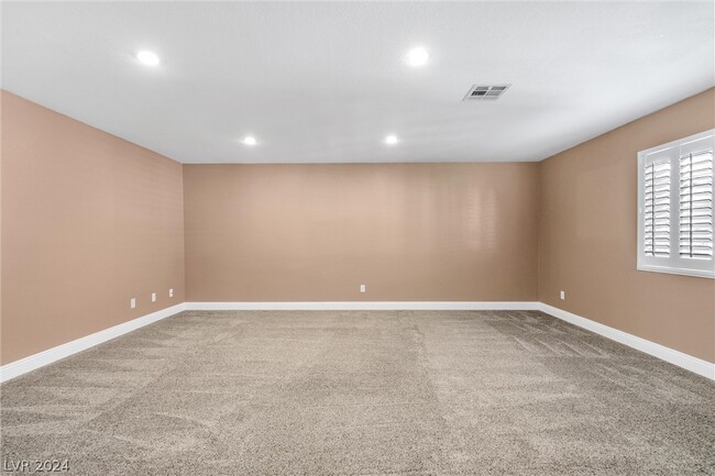 Building Photo - 8410 Eldora Ave
