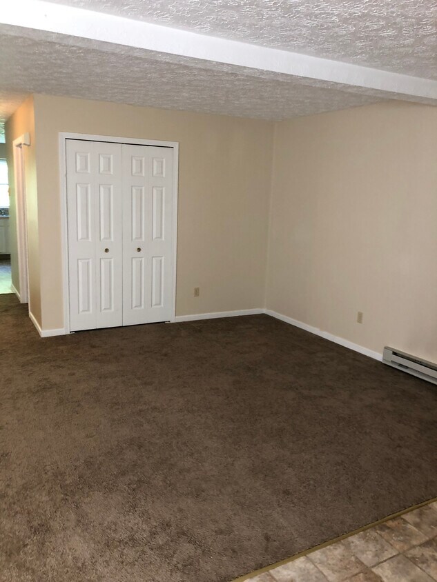 8820 Stone Way NW Unit 1, North Canton, OH 44720 Condo for Rent in