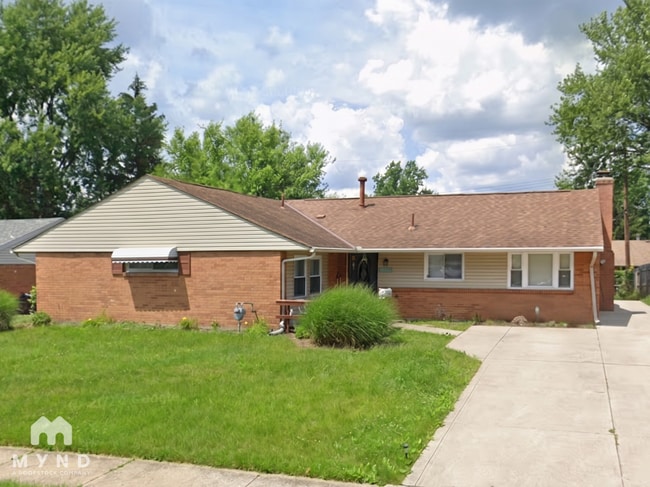 Building Photo - 1739 Pickering Dr