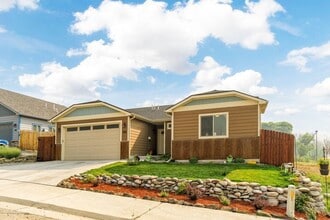 Building Photo - 358 Grullo Ln