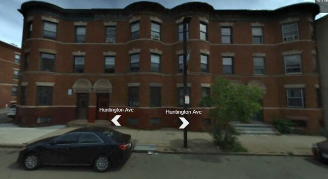 Building Photo - 882 Huntington Ave