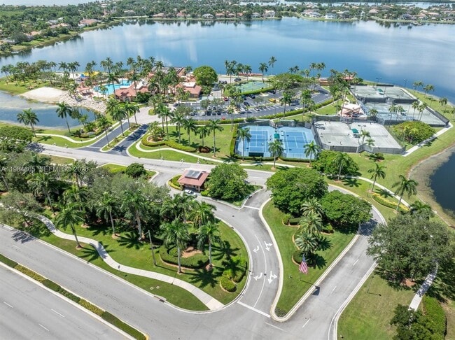 Photo - 18860 SW 25th Ct Townhome