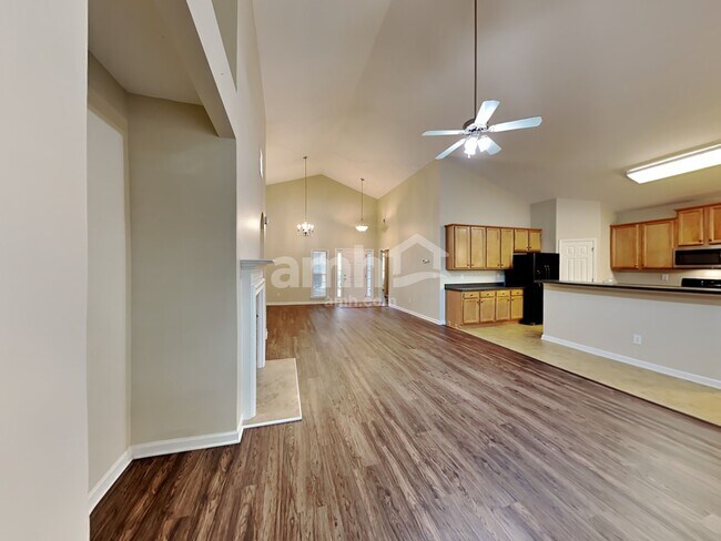 Foto del edificio - 5243 Centennial Hill Dr NW