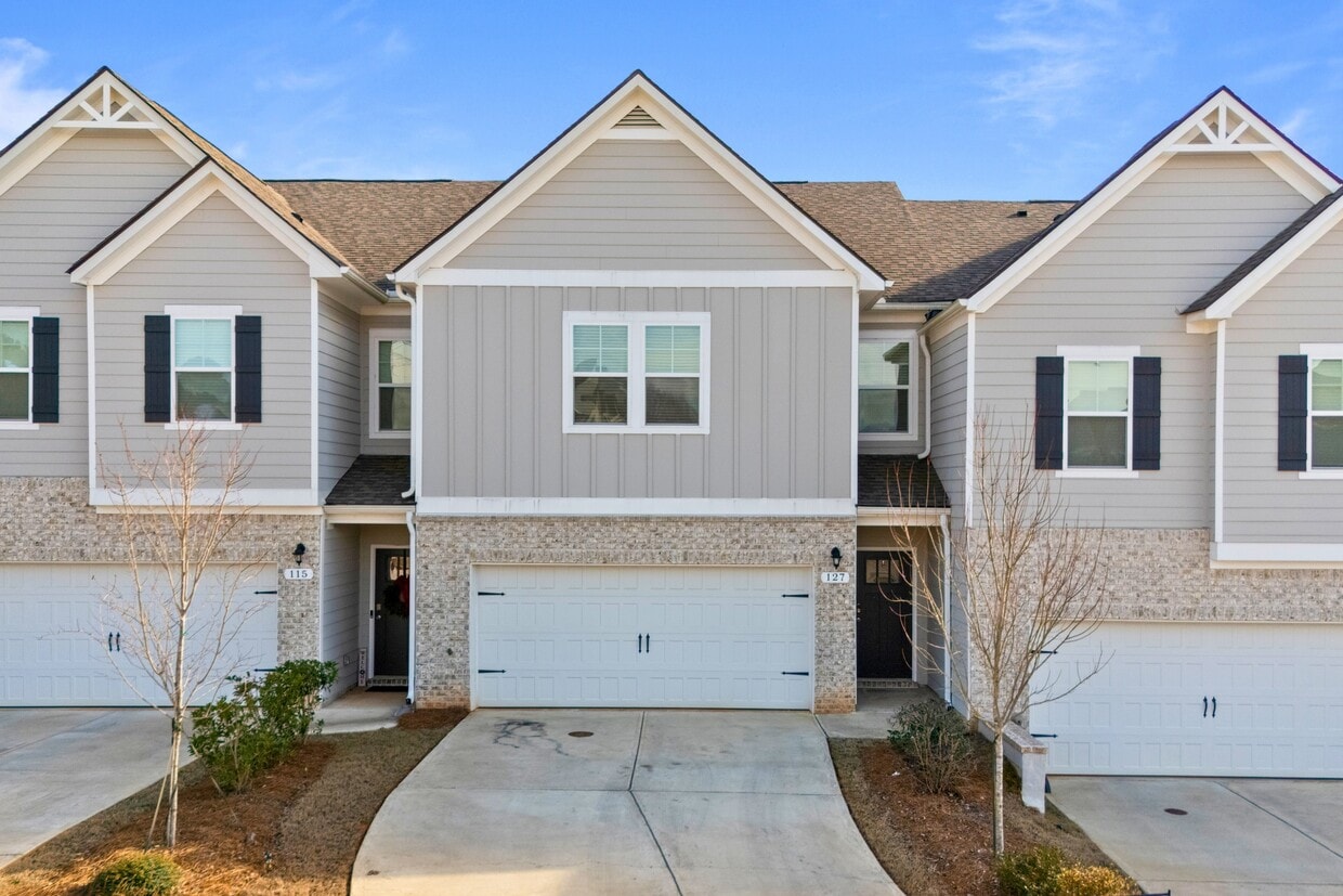 Photo - 127 Raiden Cir (Opelika, AL)