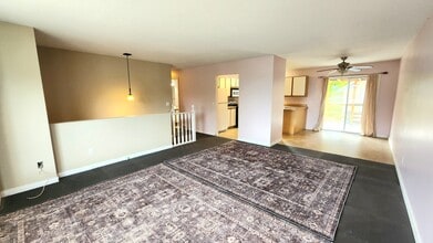 Building Photo - 3566 Lansbury Crt