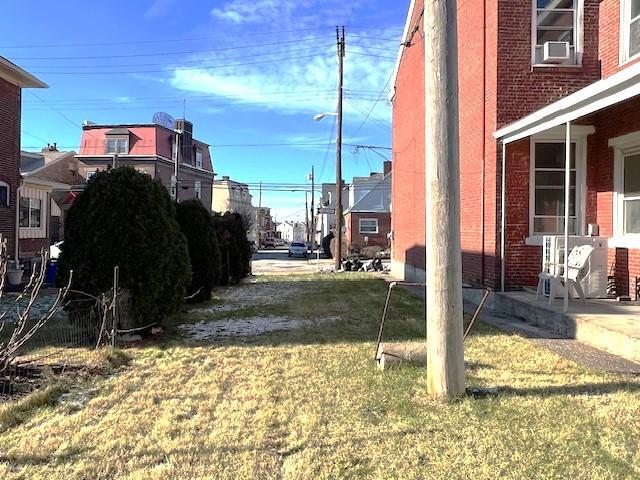 Building Photo - Pearl Street 143
