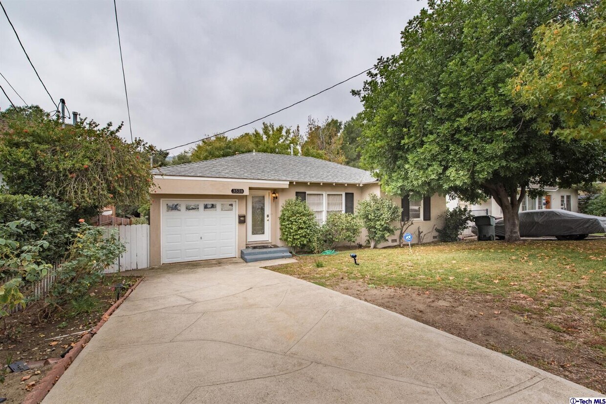 homes for sale in la crescenta ca